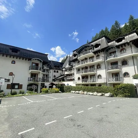 Le Cristal Gm20 Mountain View, Pool, Private Sauna & Parking - Happy Appartamento Chamonix
