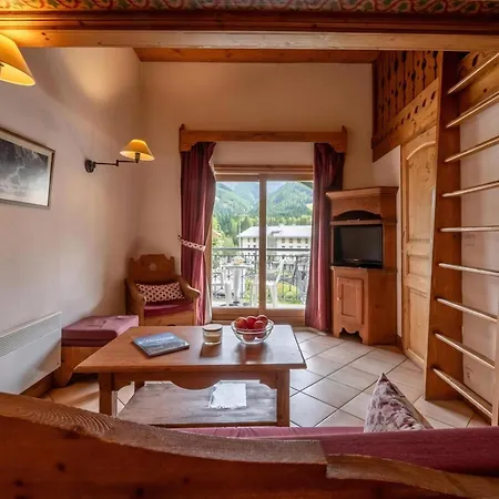 Le Cristal Gm20 Mountain View, Pool, Private Sauna & Parking - Happy *