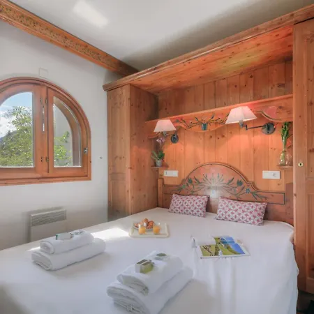 Le Cristal Gm20 Mountain View, Pool, Private Sauna & Parking - Happy شقة