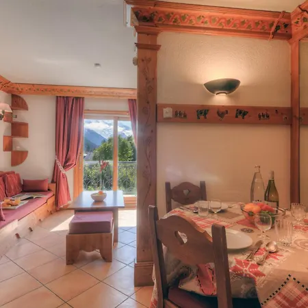 Le Cristal Gm20 Mountain View, Pool, Private Sauna & Parking - Happy شقة