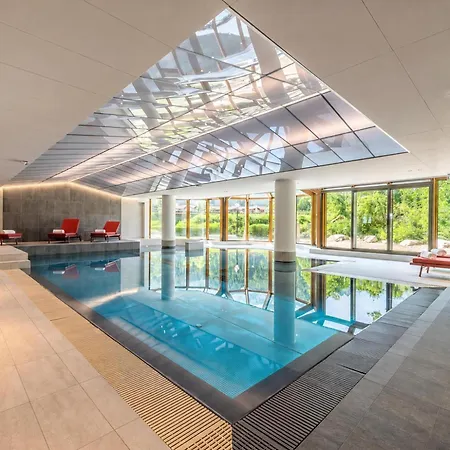 Le Cristal Gm20 Mountain View, Pool, Private Sauna & Parking - Happy * 霞慕尼