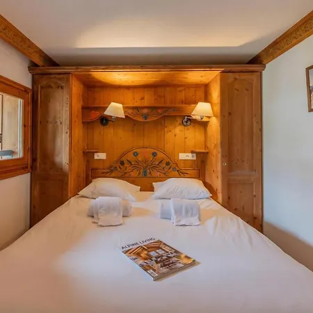 Le Cristal Gm20 Mountain View, Pool, Private Sauna & Parking - Happy Appartamento Chamonix
